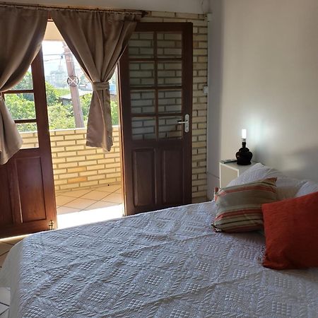Residencial Costumes Brasileiras Hotel Bombinhas Værelse billede