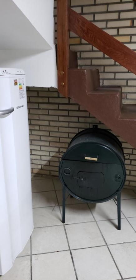 Residencial Costumes Brasileiras Hotel Bombinhas Eksteriør billede