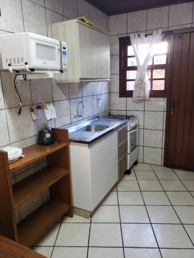 Residencial Costumes Brasileiras Hotel Bombinhas Eksteriør billede