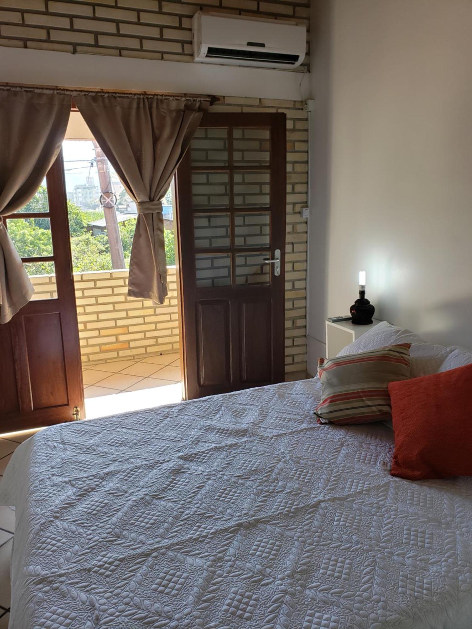 Residencial Costumes Brasileiras Hotel Bombinhas Værelse billede